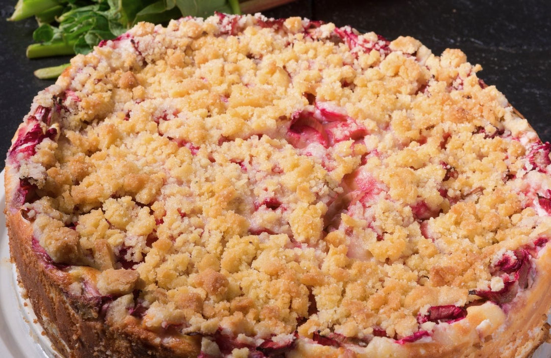 Moist rhubarb crumble cake